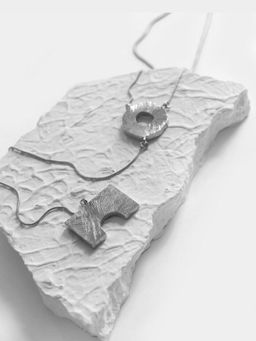 DE'ANMA - Silver George Necklace