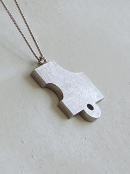 DE'ANMA - Silver Luz Charm Pendant