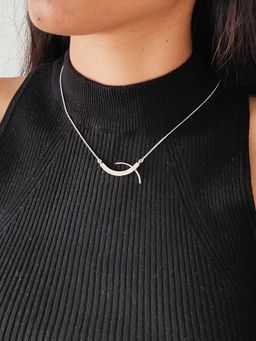 DE'ANMA - Silver Taai Charm Necklace