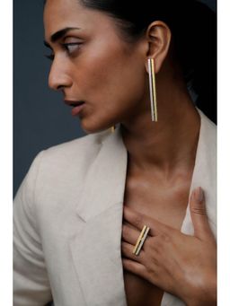 DE'ANMA - Gold Oblique Studs Earrings