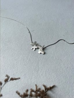 DE'ANMA - Silver Ikuri Charm Necklace