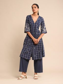 Ritu Kumar - Blue V-Neck Three Fourth Sleeves Kurta with Pant (Set of 2)