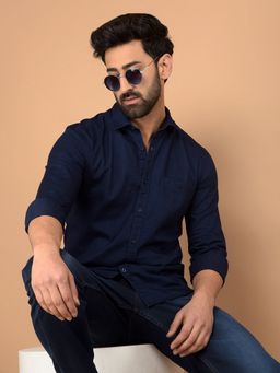 CRIMSOUNE CLUB - Men Navy Blue Cotton Denim Casual Shirt