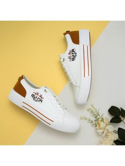 U.S. POLO ASSN. - Women HOLLIE Off White Sneakers