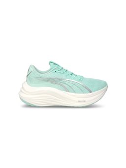 Puma - MagMaNITRO Women Green Running Shoes