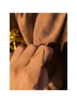ISHKAARA - Gold-Plated Stainless Steel American Diamond White Studded Finger Ring