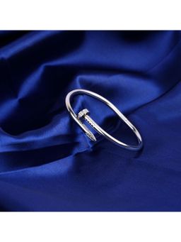 NAITRA - White Stainless Steel White Gold Plated Stones Bracelet