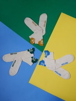 Jack & Jones - Men Printed White Socks (Pack of 3)