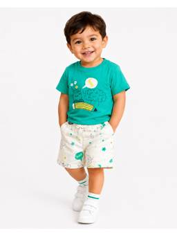 Bloom Up - Green Graphic T-Shirt and Printed Shorts
