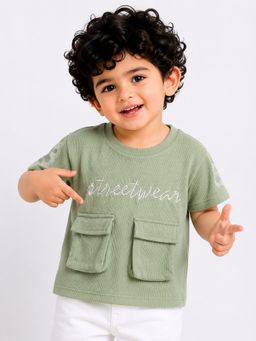 Bloom Up - Green Streetwear Graphic Pocket T-Shirt