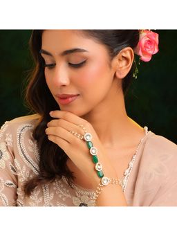 Ruby Raang Studio - Emerald Pearl Haathphool