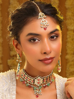 Ruby Raang Studio - The Royal Grace Kundan Necklace with Earrings and Maang Tikka