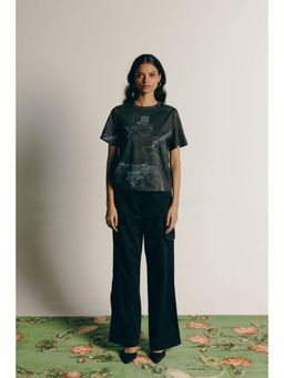 No Grey Area - Surrealist Outline Tee