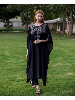 Missprint - Black Muslin Embroidered Kaftan With Pant & Inner