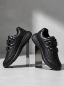 Black color option, Sold out, Currently selected