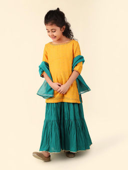 Fabindia - Green Pleated Boat Neck Girls Lehenga (Set of 3)