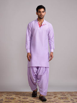 Abhishti Lavender Mandarin Collar Straight Kurta