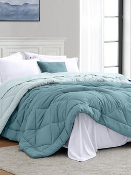 Haus & Kinder - Comfy Flip Solid Reversible 120 GSM Double Comforter 200 cm x 220 cm Sky & Denim