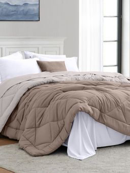 Haus & Kinder - Comfy Flip Solid Reversible 120 GSM Double Comforter Sand & Coco