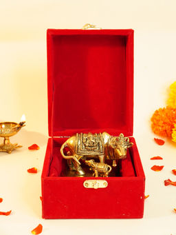 Ekhasa - 100% Brass Kamdhenu Cow with Calf Vastu Idol (6 Inches)