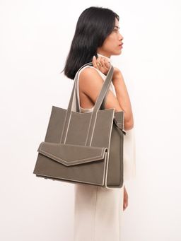 TANN TRIM - The Olive Green Chase Tote (M)
