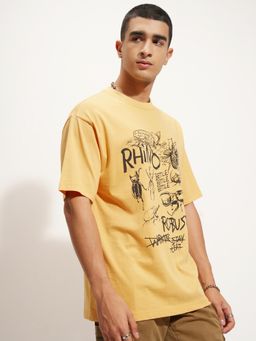 HIGHLANDER - Men Yellow Crew Neck Relaxed Drop Shoulder Graphic T-Shirt