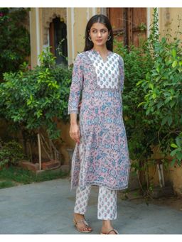 GULABI DORI - White and Soft Pink Cotton Handblock Kurta and Pant (Set of 2)