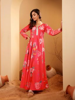 Varanga - Women Pink Floral Printed V-Neck Anarkali Kurta