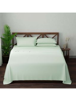 Boutique Living - Emblem Cotton 300TC Green Solid Bedsheet with 4 Pillow Covers (King)