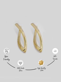 Niscka - Alluring Gold Earrings