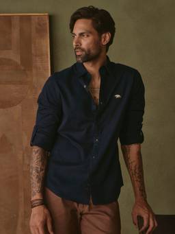 Andamen - Navy Blue Men Pure Cotton Solid Regular Fit Shirt