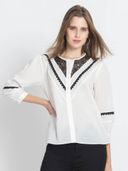 White color option, Currently selected