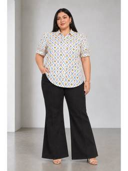 Beyond the Curve - VIRGIO - White Geometric Print Cotton Plus Size Shirt