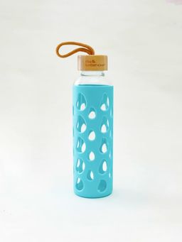 The Better Home - 550ml Borosilicate Tumbler with Sleeve And Bamboo Lid Blue