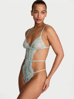Victoria's Secret - Dream Angels Dare to Dream Lace Strappy Triangle Teddy
