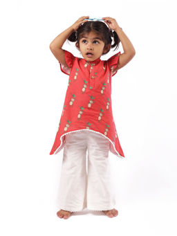 Bhaakur - Girls Red Organic Monkey Kurta & Pyjama