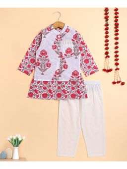 The Magic Wand - Pink Cambric Full Sleeves Floral Printed Kurta with Pyjama & Jacket
