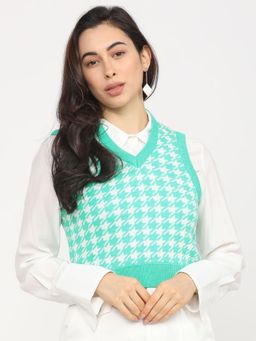 TOKYO TALKIES - Women Green Printed Crop Acrylic Sweater