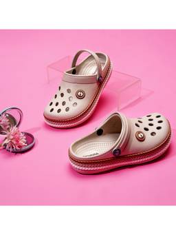 HOPPA - Beige Round Toe Clogs