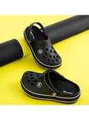 Black color option, Sold out, Currently selected
