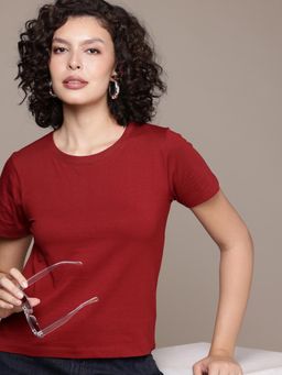 Freehand - Maroon Regular Solid/Plain T-Shirt