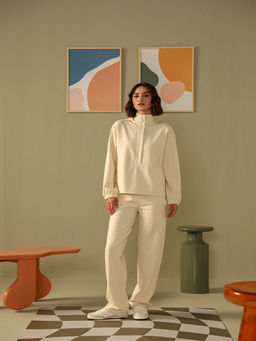 Muvazo - Cream Snug Threads Co-Ord (Set of 2)