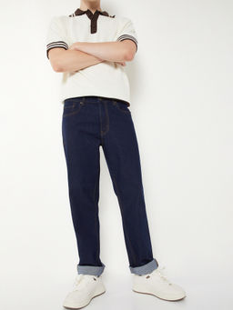 max - Men Solid Straight Fit Jeans