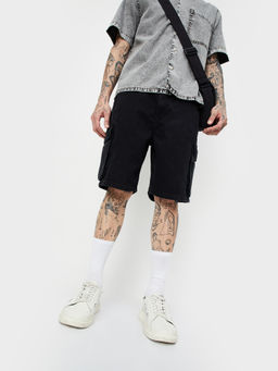 max - Men Black Washed Cargo Denim Shorts