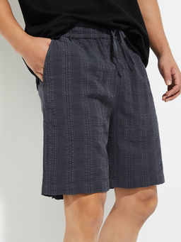 max - Urb_N Men Grey Striped Shorts