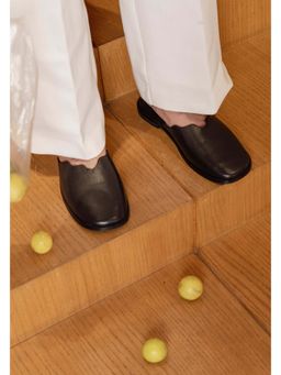 Chal Shoes - Black Jaipur Mule Shoes