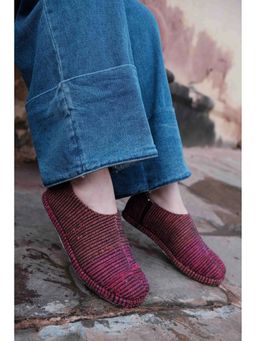 Chal Shoes - Hot Pink Tabi Shoes