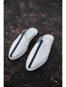 Chal Shoes - Mojari Juttis White Shoes
