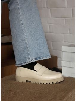 Chal Shoes - Off White Loafer Shoes