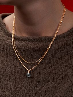 MINUTIAE - Gold-Plated Pendant Necklace with Chain - Black